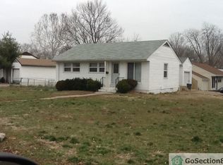 10326 Galloway Dr, Saint Louis, MO 63137