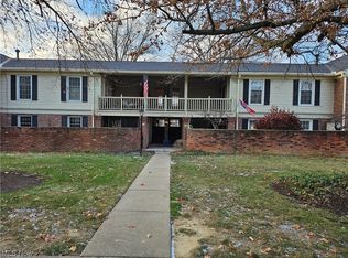 30-3A Menlo Park Dr, Akron, OH 44313