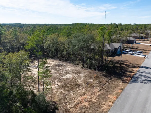 6 Black Bear Ct, Defuniak Springs, FL 32435