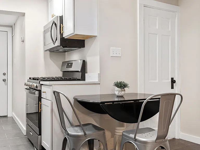 1 Hazel St #23L — Photo 19