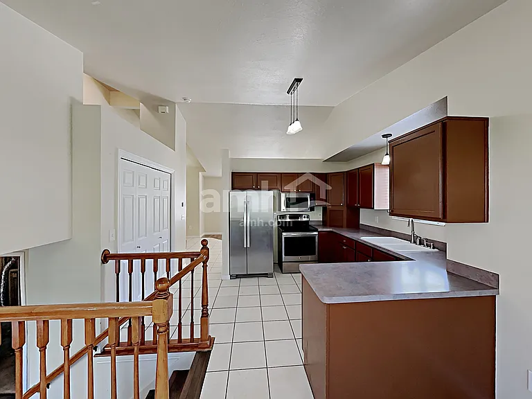 2056 N 850 W — Photo 5