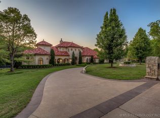 19696 E Clear Brook Rd, Owasso, OK 74055