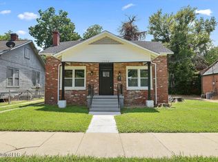 1204 Jackson St, Vicksburg, MS 39183