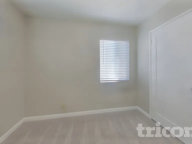 1928 Glenwood Dr — Photo 12
