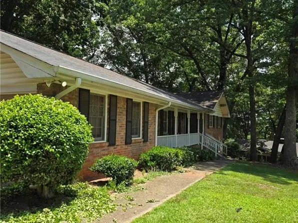 4514 Buckingham Cir, Decatur, GA 30035