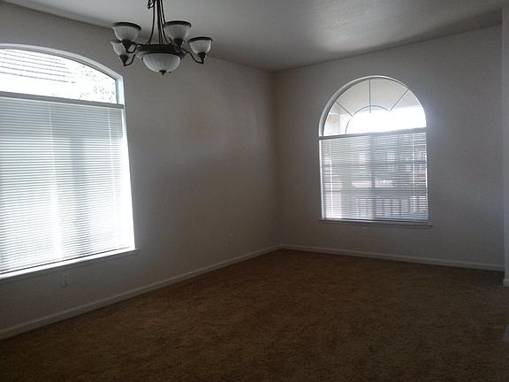 4th image of 2220 Galen Dr