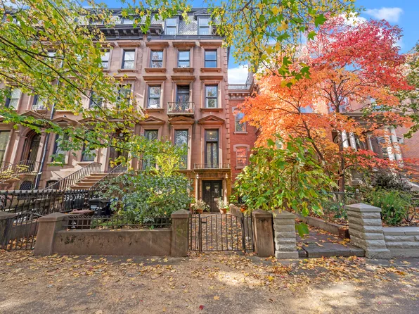 328 Clinton Avenue image 15 of 16