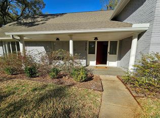 9738 Braesmont Dr, Houston, TX 77096