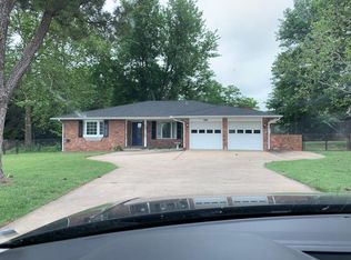 906 Paddock Ln, Edmond, OK 73013