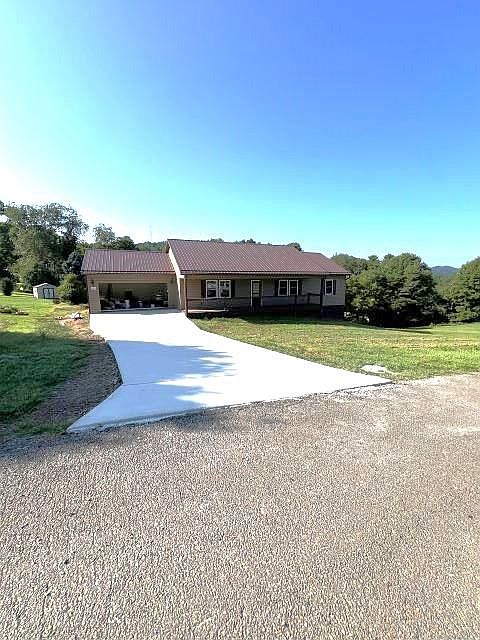1st image of Heritage Ln
