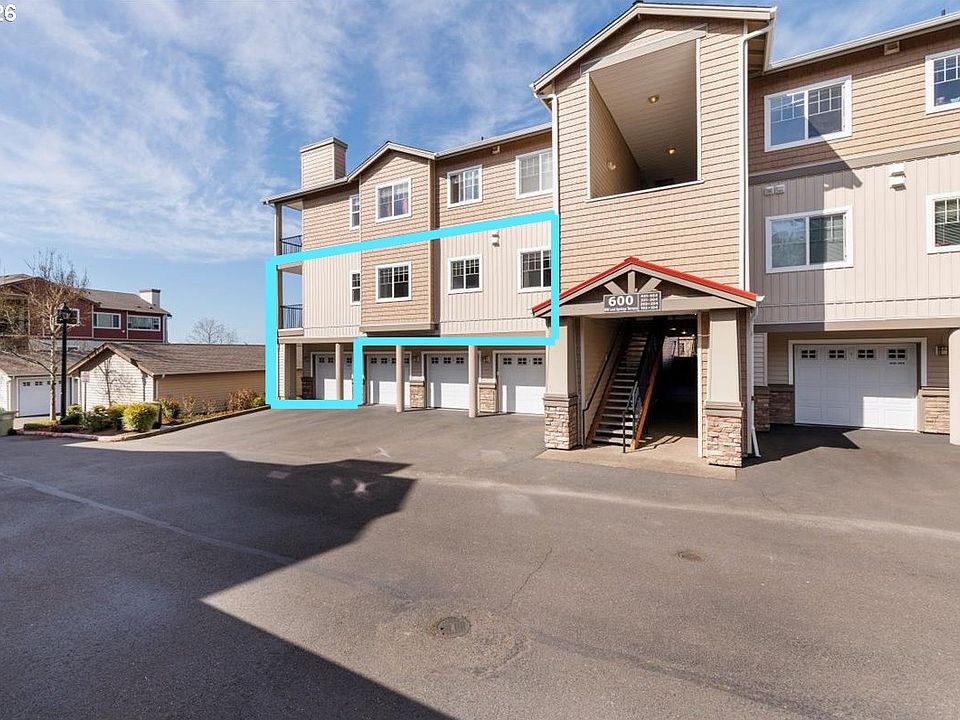 1st image of 600 NW Lost Springs Ter Unit 301
