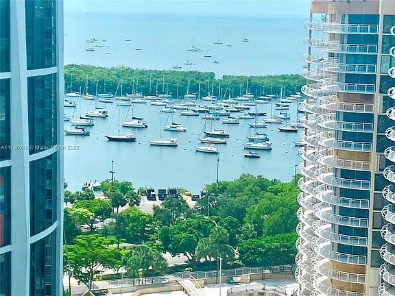 3rd image of 2831 S Bayshore Dr Unit 1703
