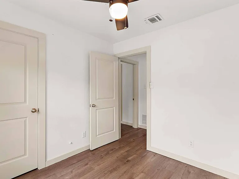 1101 Haynes St #1103 — Photo 16
