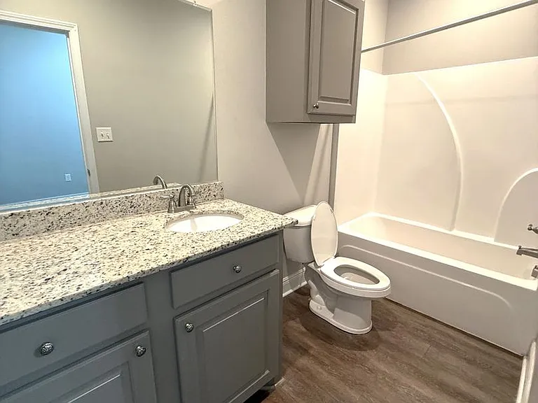 2808 Miller Ave #2 — Photo 16