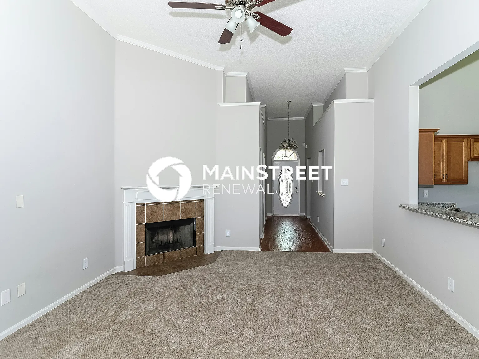 1113 Averett Ln — Photo 4