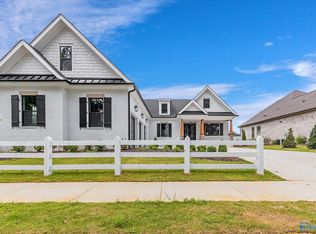 207 Farmhouse Dr, Madison, AL 35757