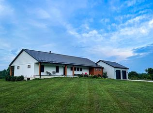 20927 9b Rd, Plymouth, IN 46563