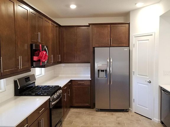 5th image of 9234 W Meadowbrook Ave