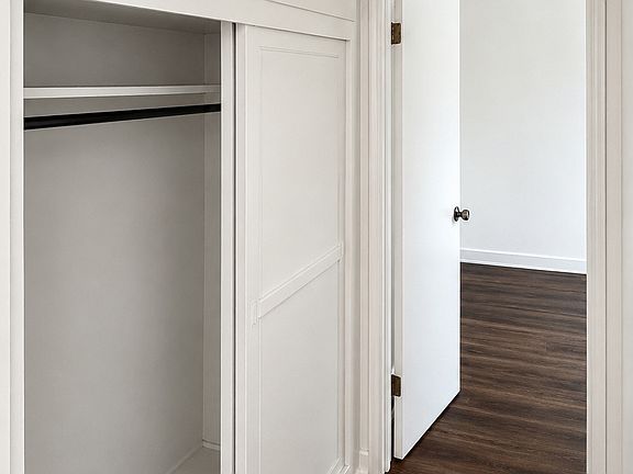 5th image of 4502 W 165th St #4504