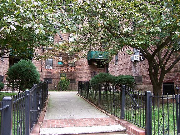2nd image of 44-11 Macnish St #Street`-1f