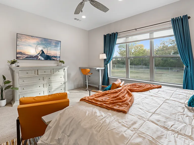 16001 Plum Ln — Photo 25
