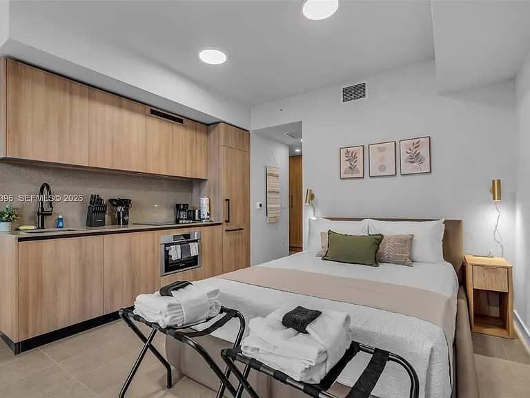 121 NE 5th St #2107 — Photo 6