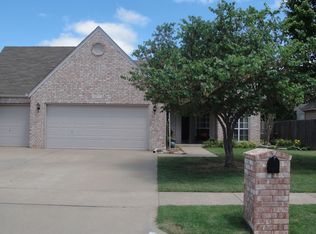 10711 E 114th St S, Bixby, OK 74008