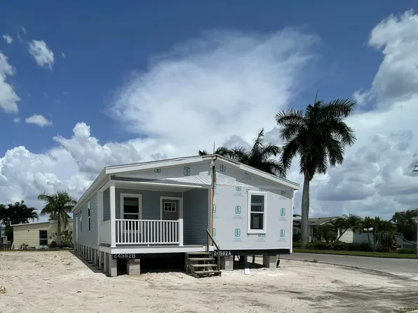 23 Hanna Ct #56, Fort Myers, FL 33912