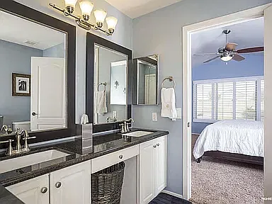 4 bed, 1942 sqft, $2,695 — Photo 2