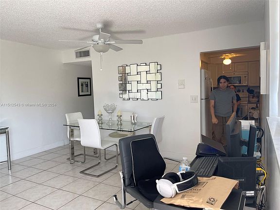 4th image of 16518 NE 26th Ave APT 205