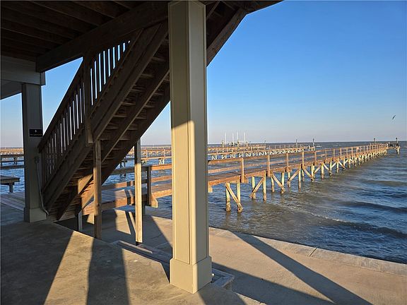 5th image of 122 Ridge Harbor Dr