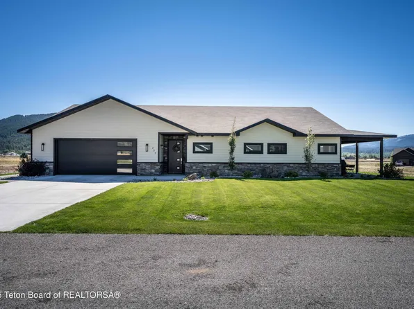 225 Sweetgrass Trl, Alpine, WY 83128