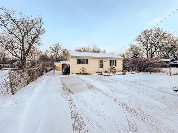 3488 W Gracelawn Ave, Flint, MI 48504