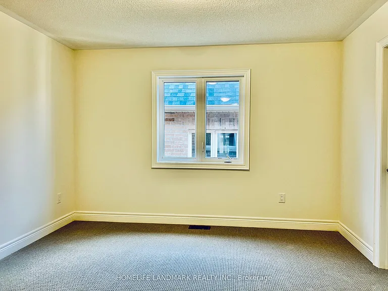 40 Faimira Ave — Photo 21