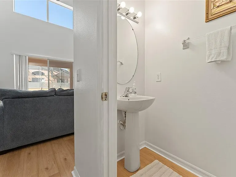 1031 Solana Cir — Photo 17