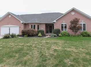 797 Oak Meadows Ln, Greenwood, IN 46142