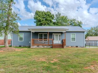 356 Woodlawn Ave, Newport, TN 37821
