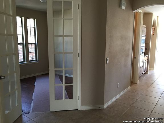 3rd image of 18510 Emerald Forest Dr