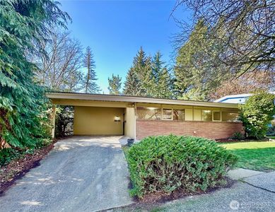 8009 28th Avenue NE, Seattle, WA, 98115
