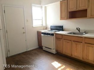 2047 Wakeling St, Philadelphia, PA 19124