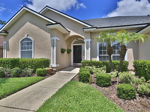 4th image of 2434 Brook Park Way