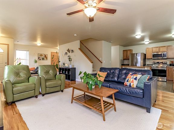 5th image of 21648 SE 297th Terrace