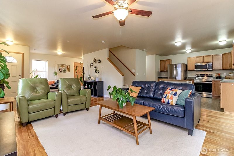 4th image of 21648 SE 297th Terrace