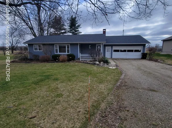 1335 W Kalamo Hwy #R-2, Charlotte, MI 48813