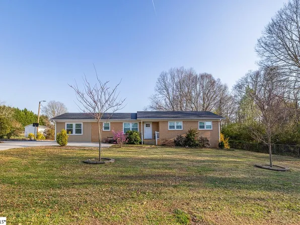 5 Miriam St, Lyman, SC 29365