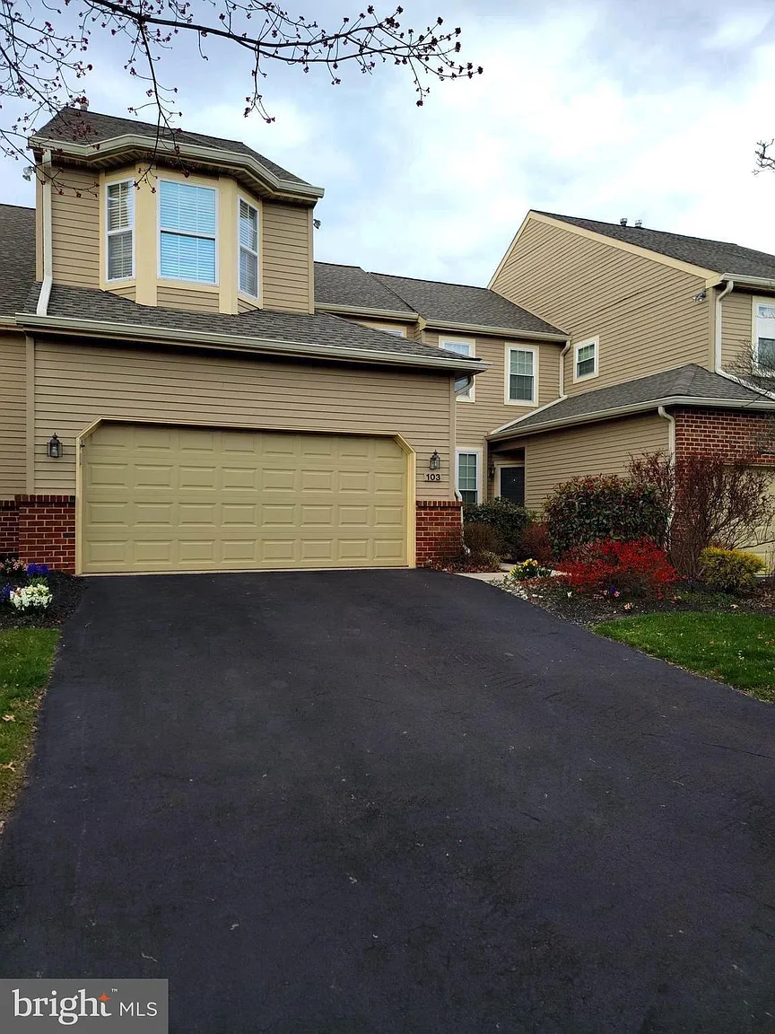 103 Pine Crest Ln photo 1