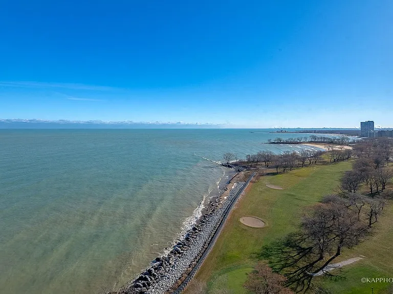6700 S South Shore Dr #22B — Photo 23