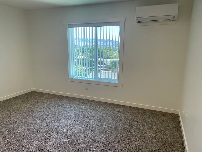 609 N Water St #401 — Photo 5
