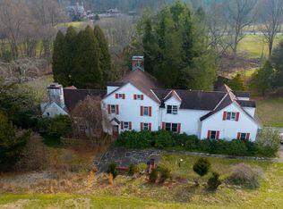 3 Seven Springs Dr, Shillington, PA 19607