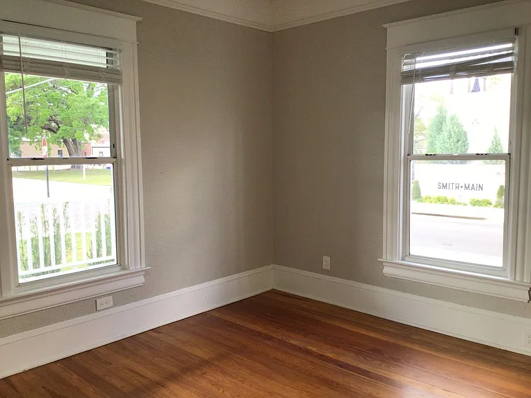 203 S Main St — Photo 7